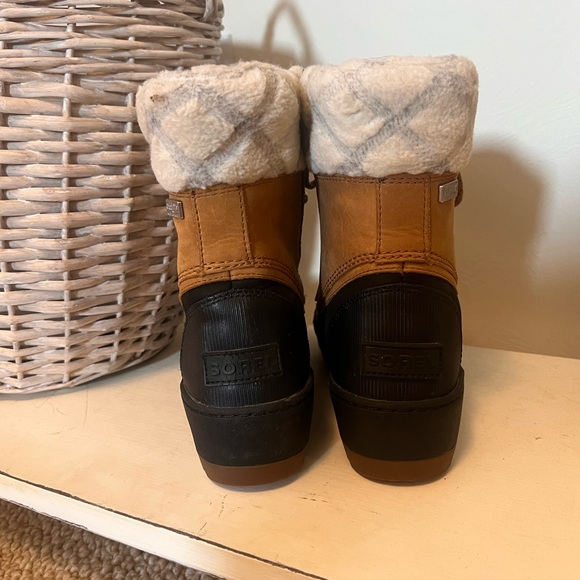 SOREL duck boots size 6.5 - Picture 3 of 6